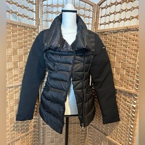 Dekker Women's Black Puffer Jacket